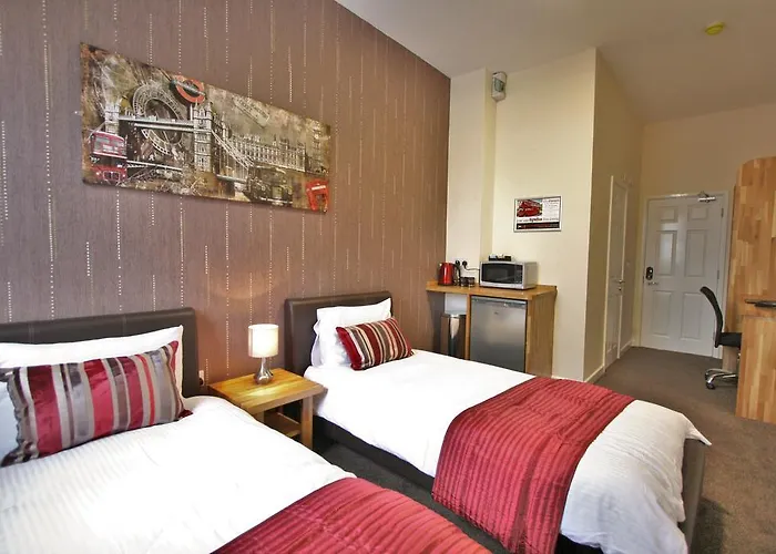 Central Hotel Gloucester By Roomsbooked