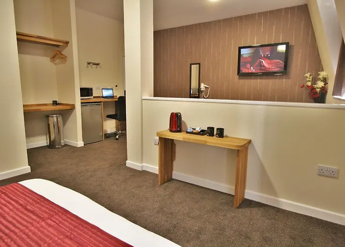 Central Hotel Gloucester By Roomsbooked